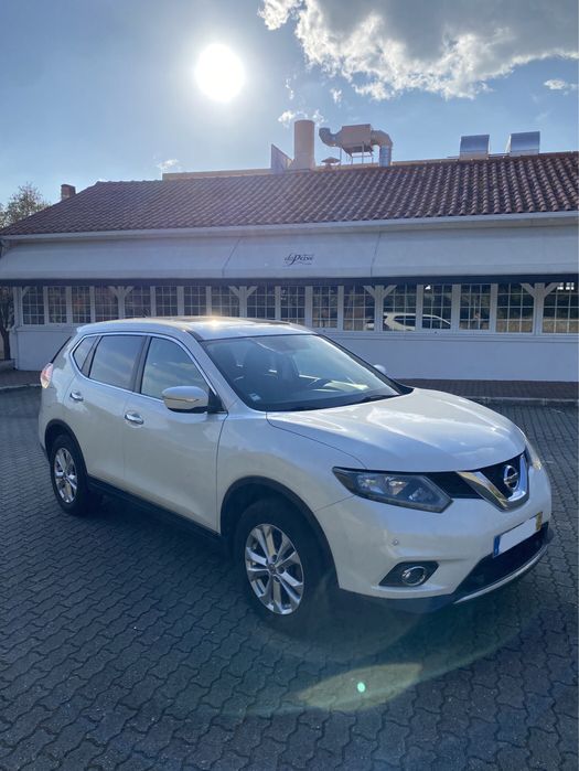 Nissan X-Trail 1.6 Automático