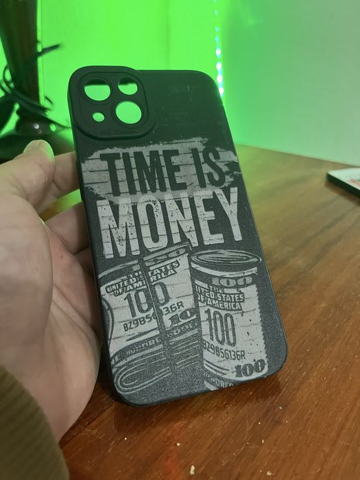 iPhone 13 cases.64551978945794122