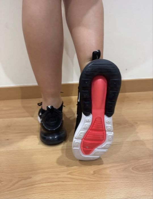 Nike Air Max 270 GS Black/White 36,5