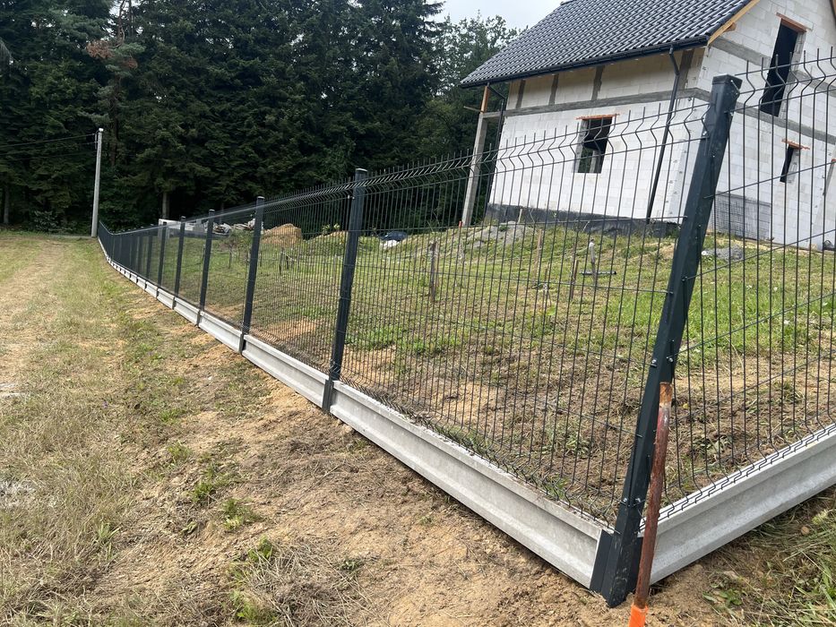 ogrodzenia panelowe 40 zł Montaz /MAterial