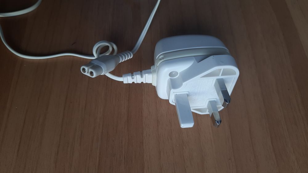 Оригінальний адаптер Philips model 4203-030-42780, 2.3V, 100mA