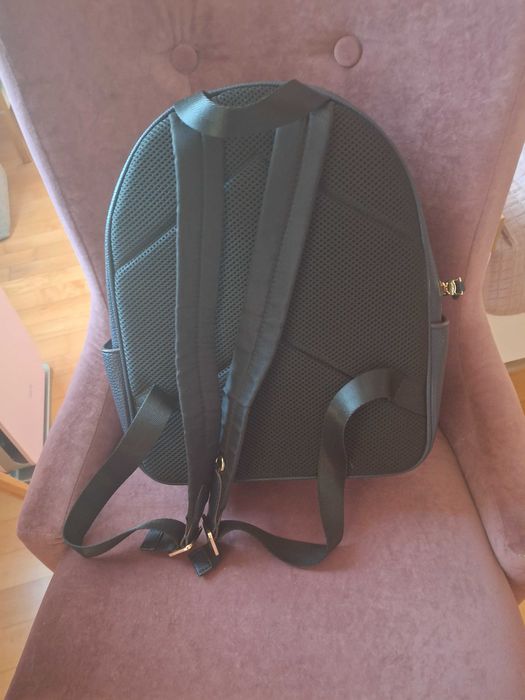 Granatowy plecak coach