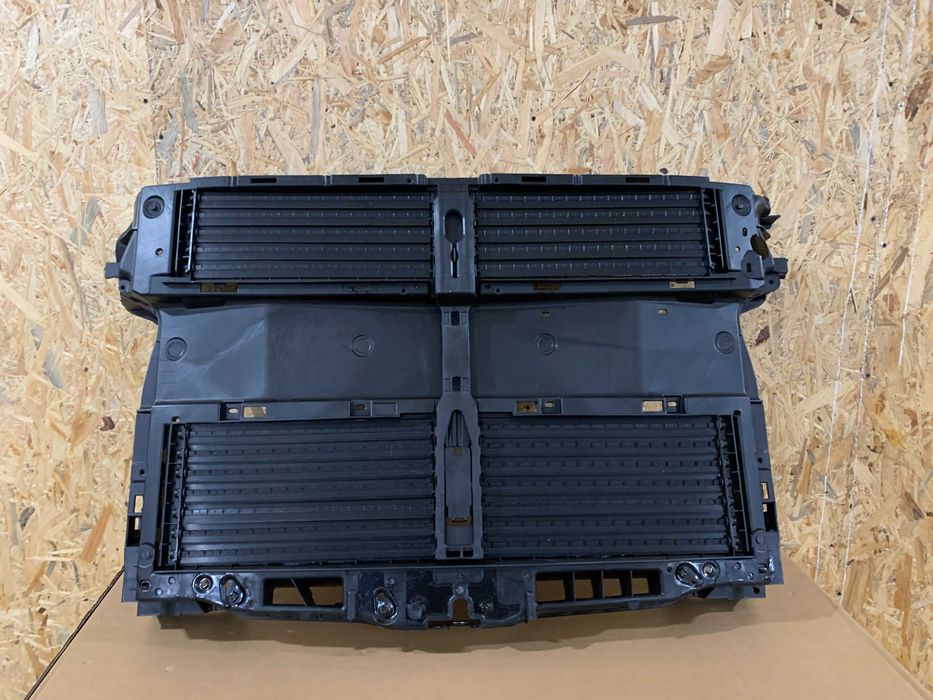 FORD Escape жалюзи 2020-2023 PZ1Z-5816146-D