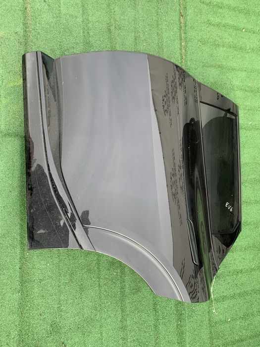 Двері кіа ев6 kia ev6