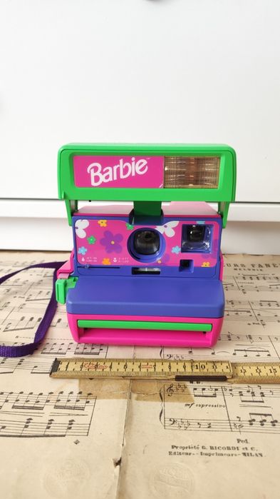 Polaroid 600 Barbie – Vintage Instant Camera64751822428545120