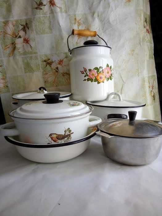 Посуда эмалированная кастрюли бидончики