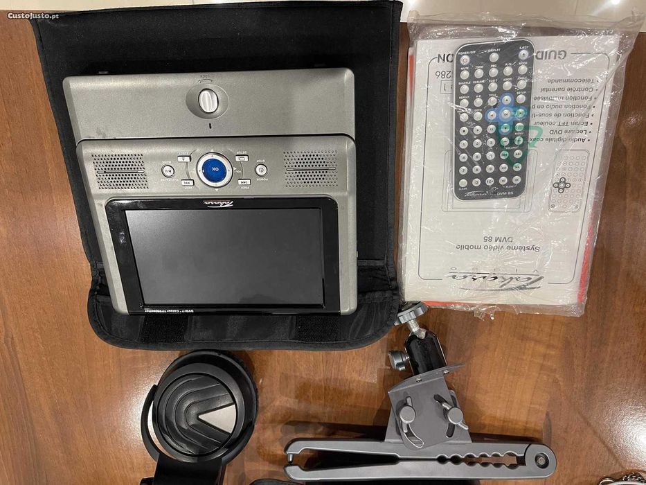 Leitor de DVD marca Takara transportavel para viagem