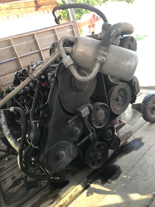 Запчасти Форд фокус MK 1 tdci 1.8 продам двигатель с коробкой