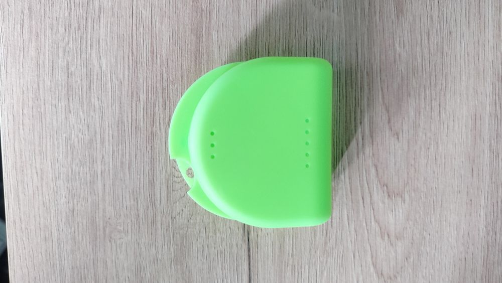 Pojemnik pudełko dzieci  aparat ortodontyczny