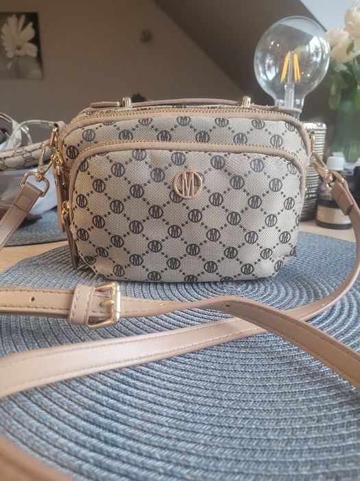 Mała listonoszka beżowa Mohito