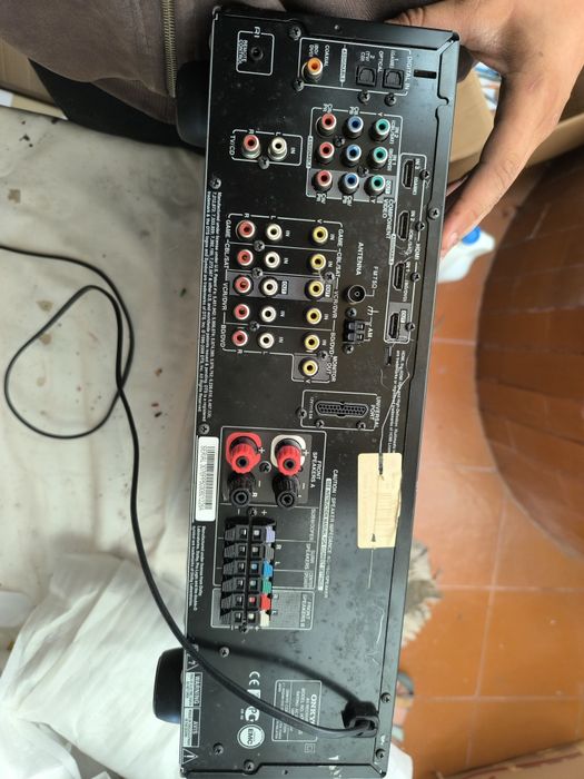 Onkyo HT-R380 A Funcionar