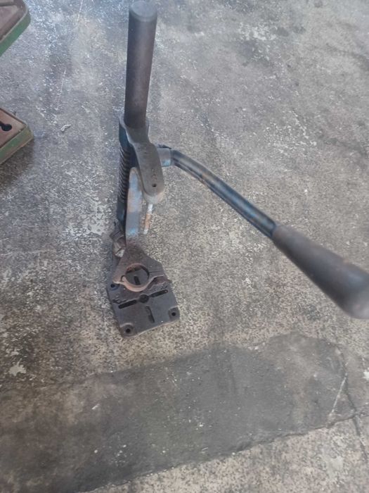 Suporte para maquina de furar