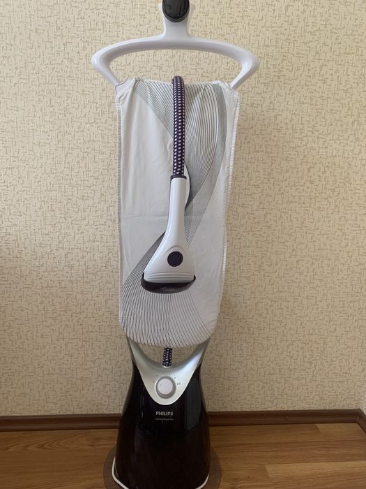 Відпарювач Philips ComfortTouch Plus GC558/30