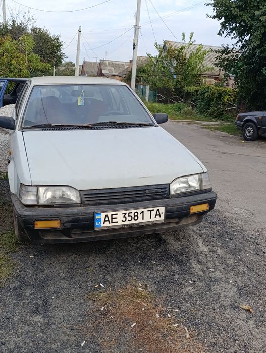 Продам Мазда 323