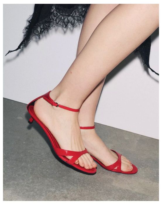 босоніжки шкіряні Zara, 38