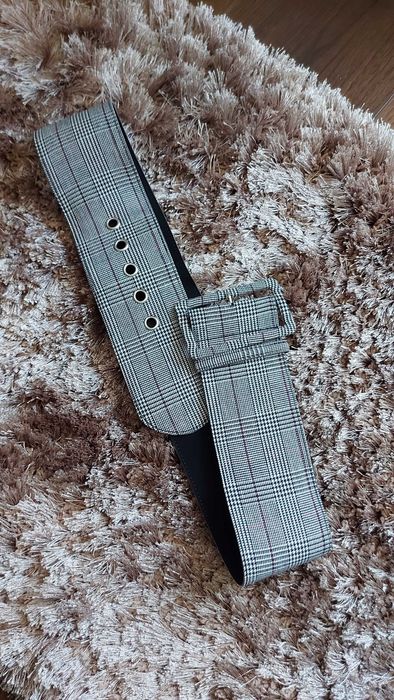 Szeroki pas w kratkę damski