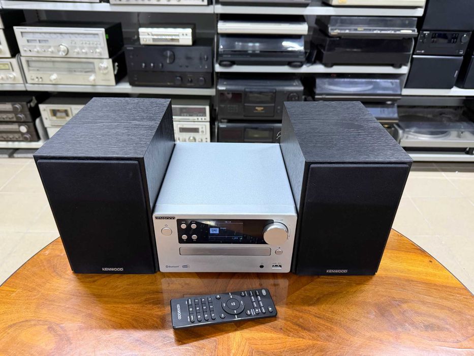 Wieża Kenwood M-725DAB-S (Bluetooth, AUX, CD, Radio, USB)  Audio Room