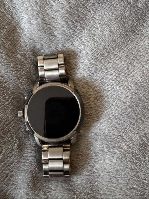 Смарт часы Diesel