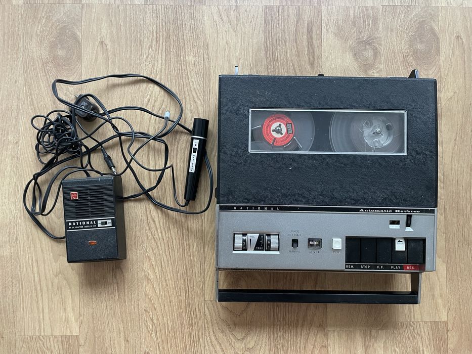 Gravador de bobines National