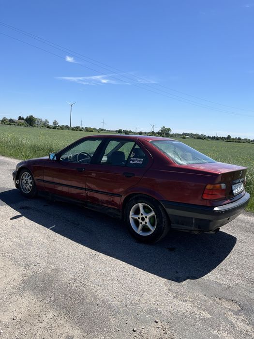 Bmw e36 sedan 1.6