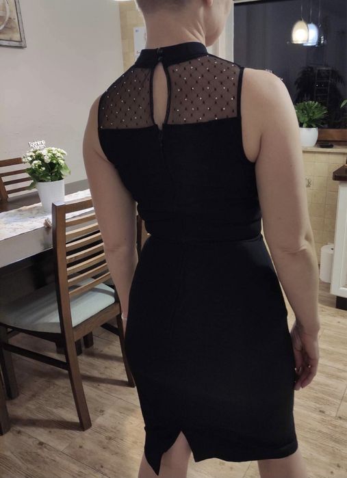 Czarna krótka sukienka S