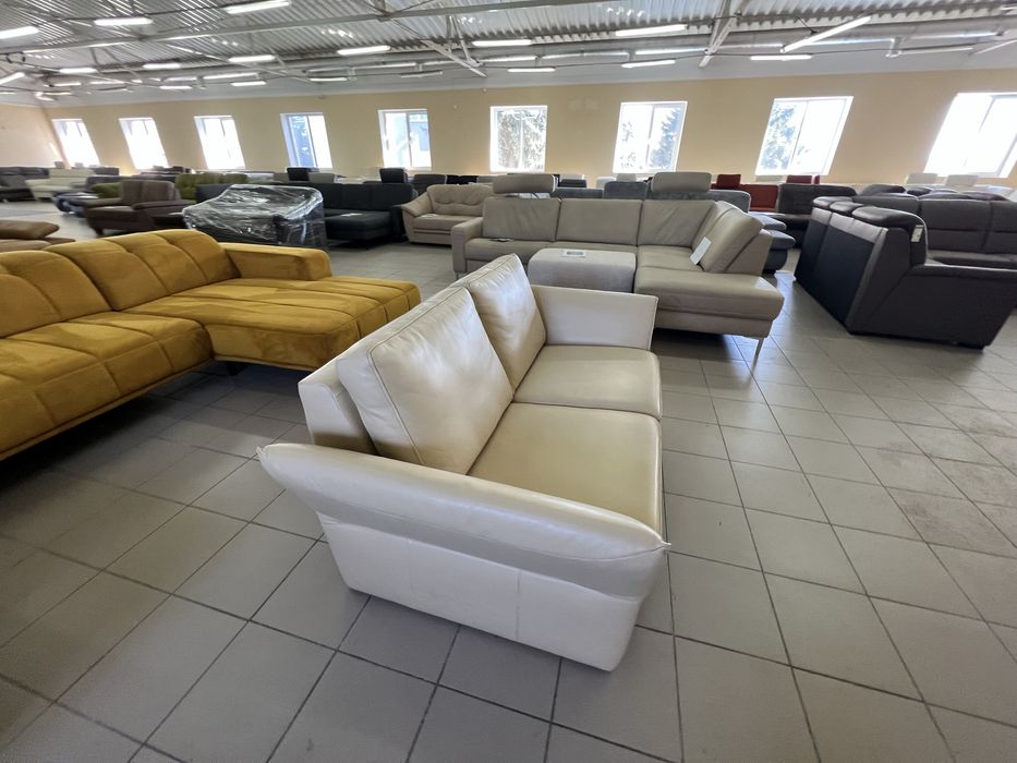 Диван двійка шкіряний бежевий