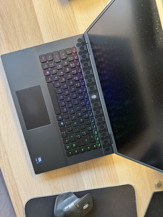 Laptop Dell Alienware m16 R2