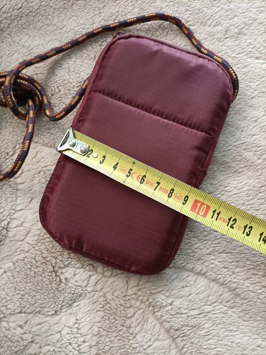 Mini torebka Tchibo na  telefon