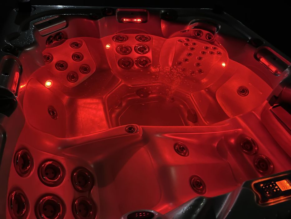 Jacuzzi ogrodowe caloroczne Balboa