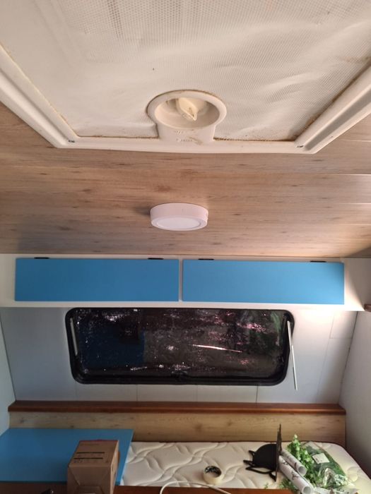 Caravana atrelado em ótimas condições e remodelada