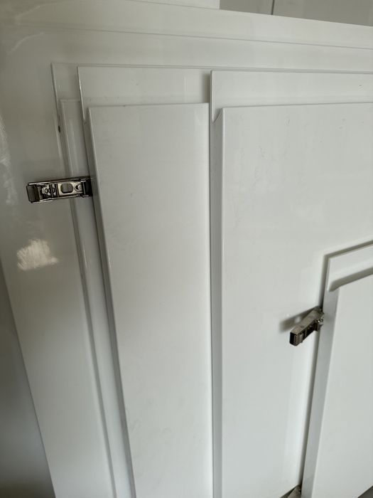 Portas de armarios lacadas branco brilho
