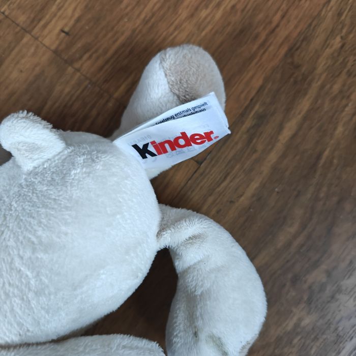 Maskotka pluszak przytulanka miś owieczka owca Kinder niespodzianka