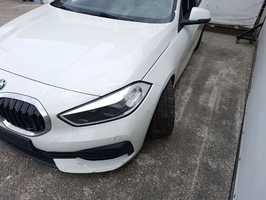 Frente completa BMW 1 (F40)