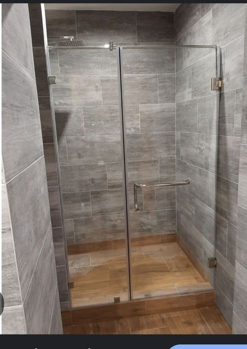 Душові кабіни,Скляні перегородки в душ,скляні двері,гартоване скло,скл