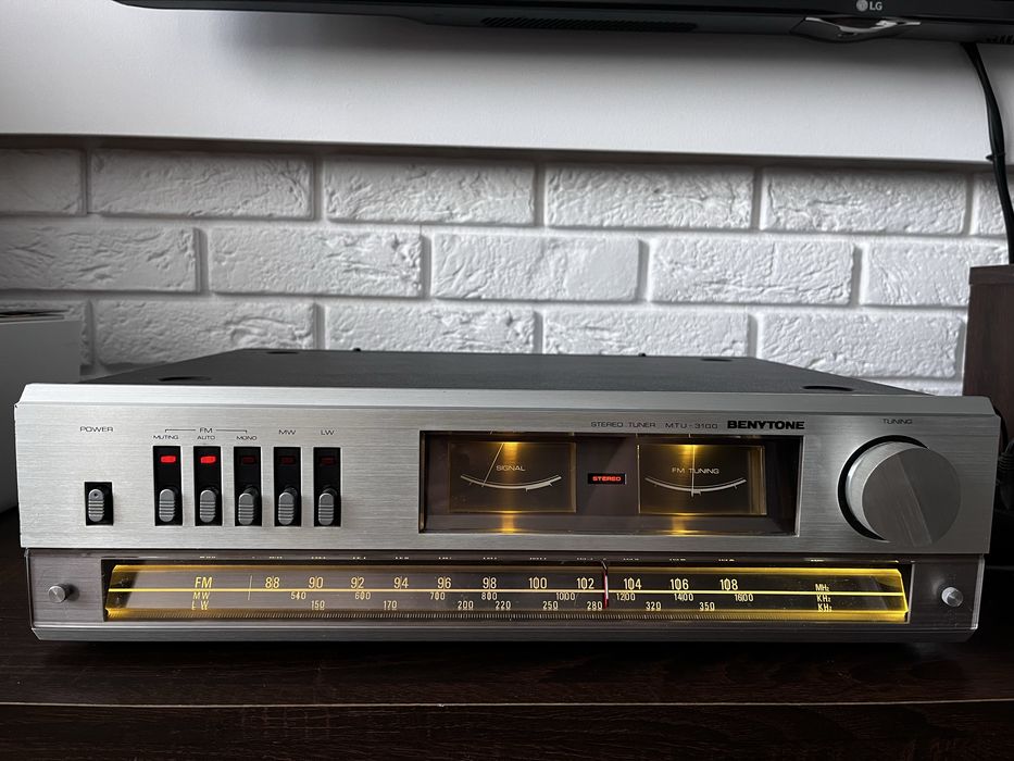 Tuner BENYTONE MTU - 3100.