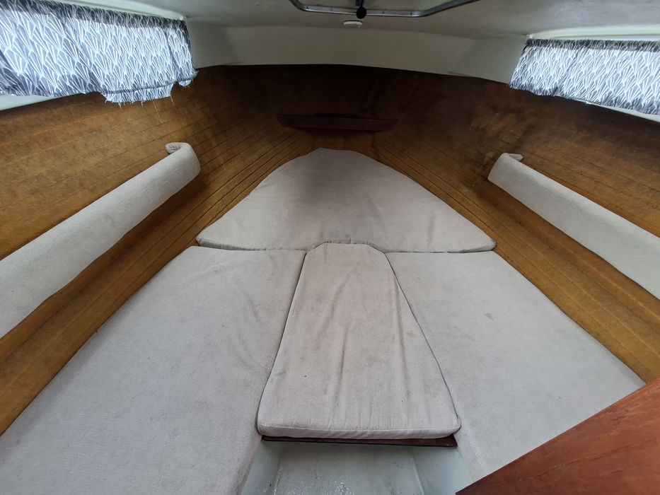 Łódka łódź kabinowa flipper 620 Kabina zamykana