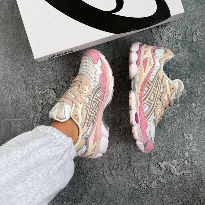 ASICS Gel-NYC cream sweet pink
