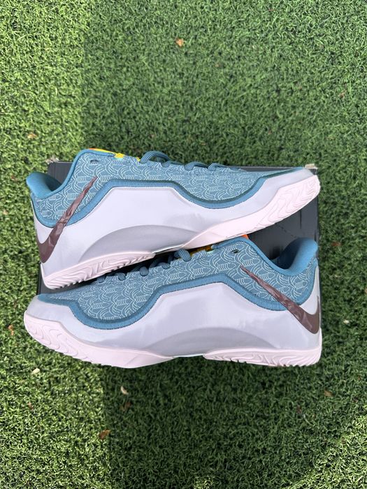 Баскетбольные кроссовки Nike LeBrone 23