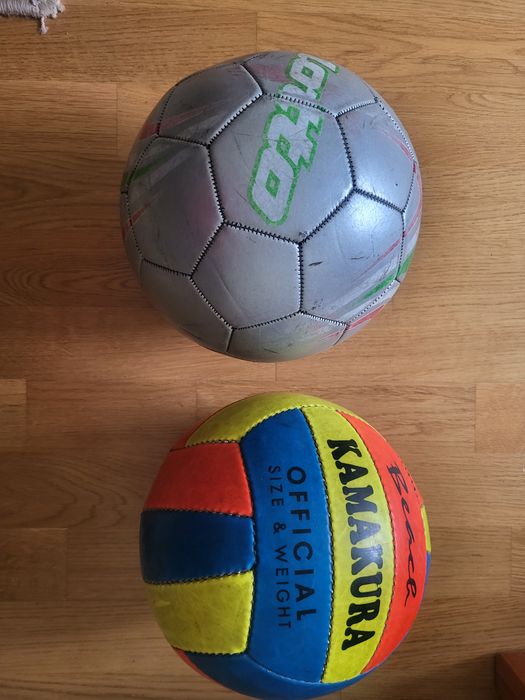 М'ячі волейбольні