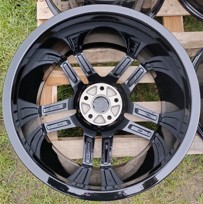 Alufelgi Audi Oryginał A3 A4 A6 A8 Q3 TT 8,5Jx19 ET48 5x112 4F0