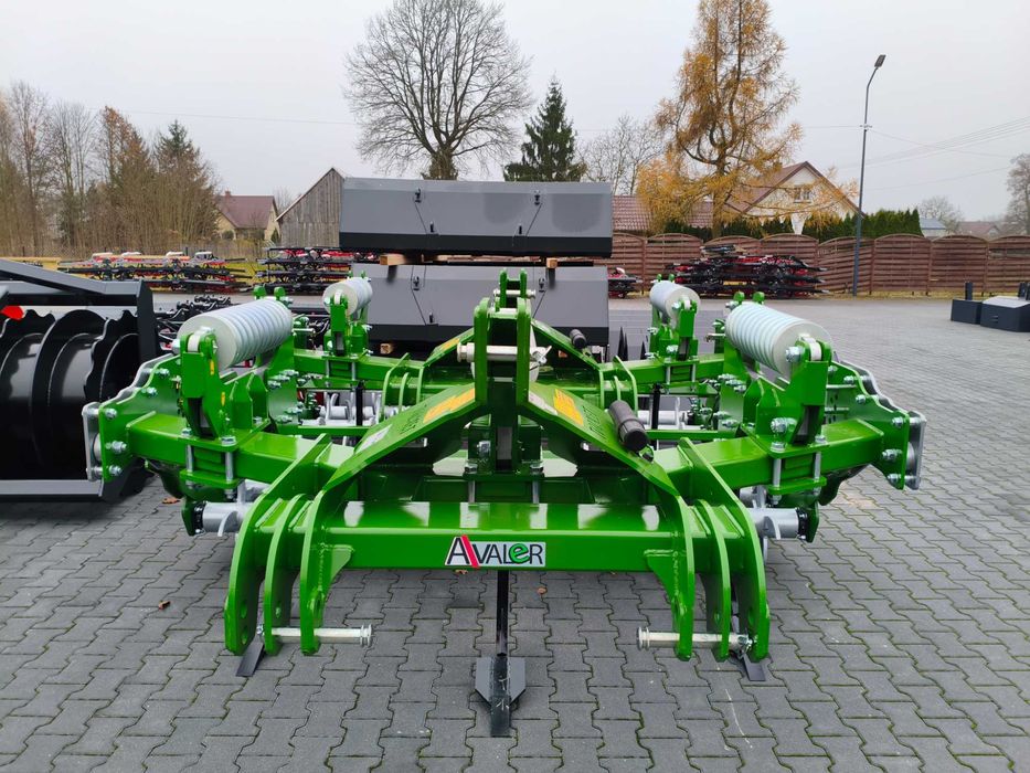 Głębosz AVALER 3 zęby podwójna sprężyna Tolmet wał mulczujący tandem