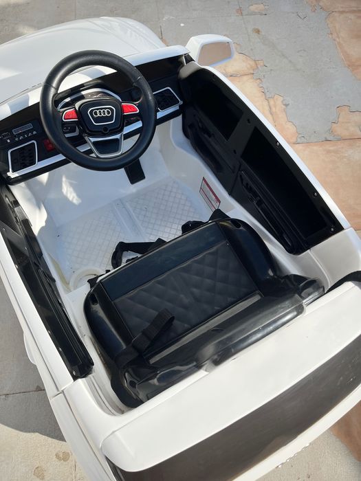 Carro eletrico de criança