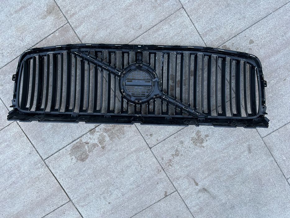Atrapa/Grill Volvo XC 90 II ORYGINAŁ