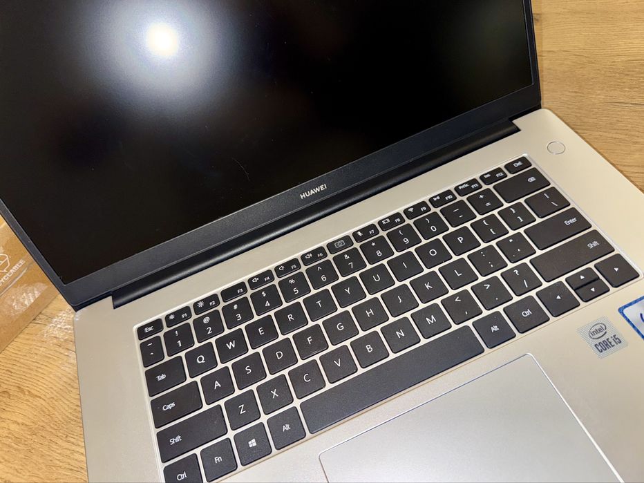 Laptop Huawei Matebook D15