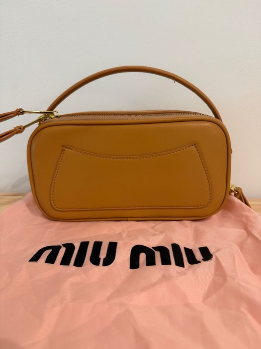 Carteira miu miu