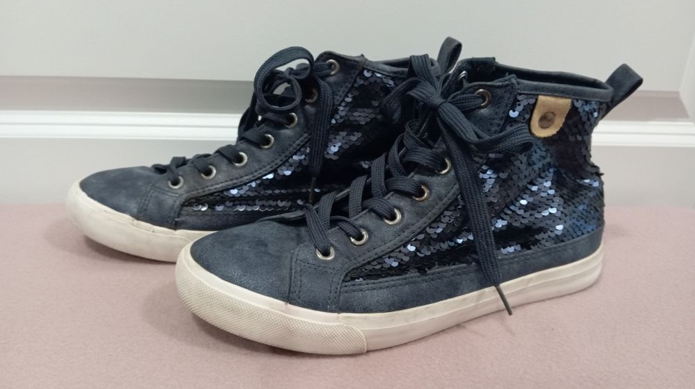 Mega paka butów (zestaw butów)