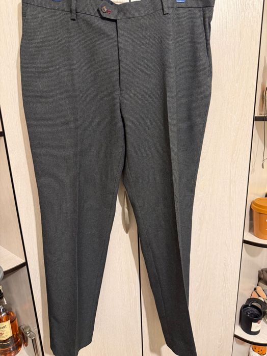 Костюм Next р. XXl ( W38) Брючний костюм