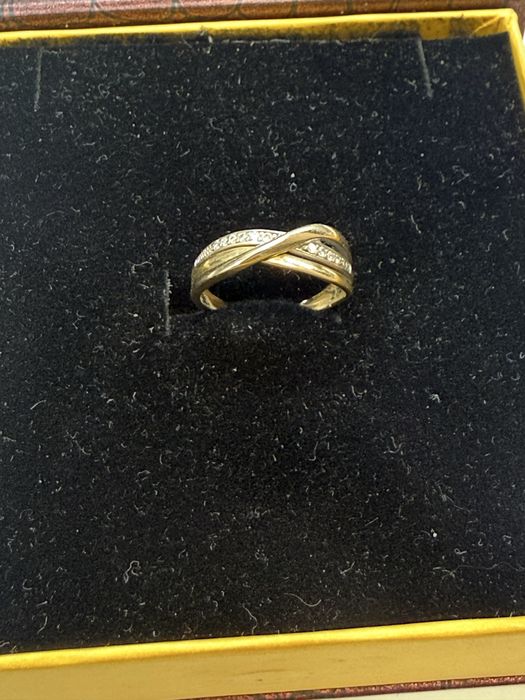 Złoty pierścionek 1.8 g rozmiar 10