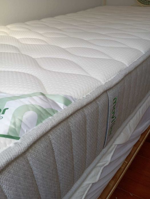 Colchão Moviflor de Molas Ensacadas 195x90x25cm como NOVO