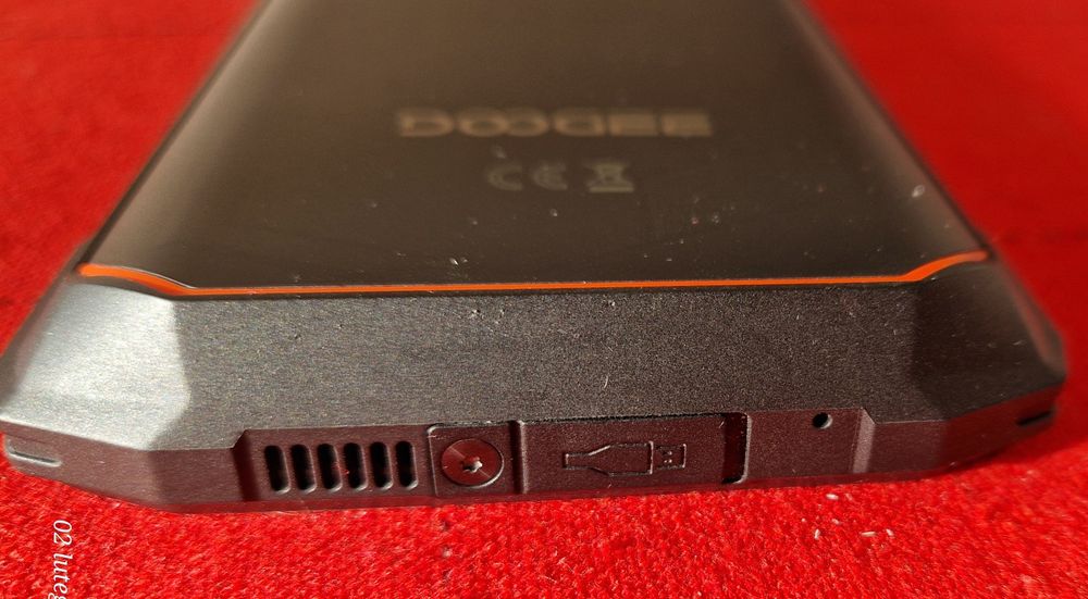 Telefon Doge fire 6 na gwarancji